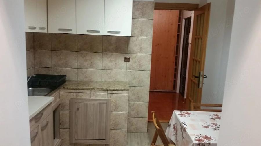 Apartament cu 2 camere decomandat în Lipovei