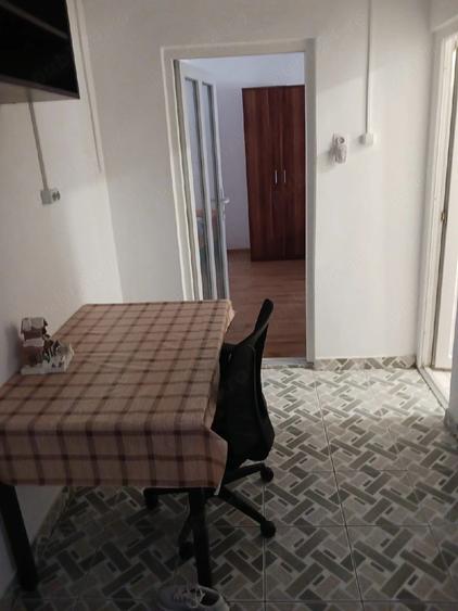 Garsonieră decomandată în Buziașului