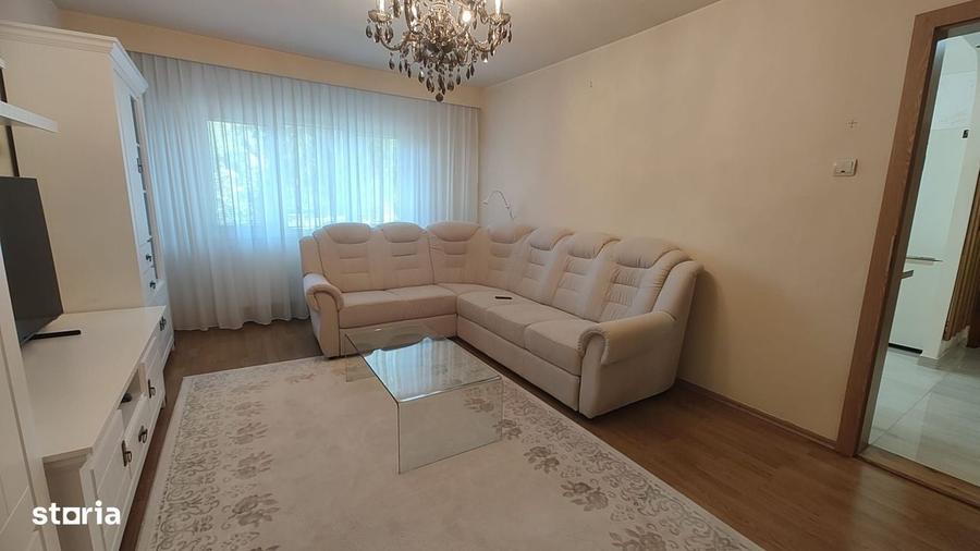 Apartament cu 3 camere decomandat în Ultracentral