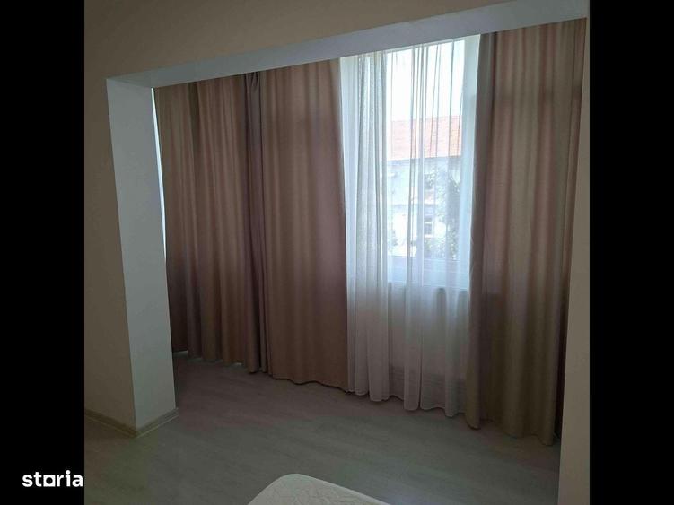 Apartament cu 3 camere în Valea Rosie