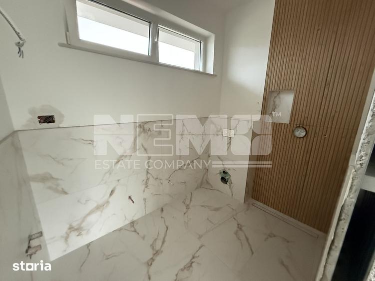 Casă cu 5 camere cu Teren 600 Mp în Pătrăuți