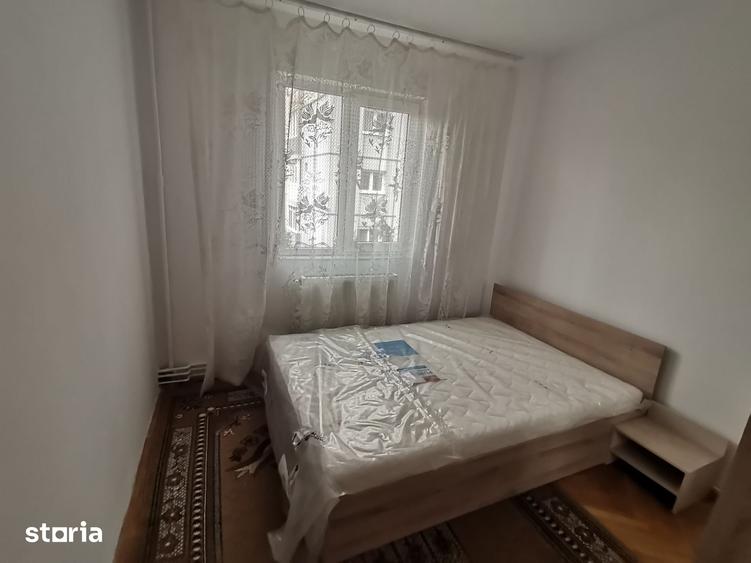 Apartament cu 2 camere semidecomandat în Vasile Aaron
