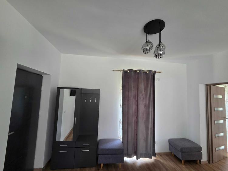 Inchiriez apartament cu o camere, situat in cartierul Buna Ziua - 8