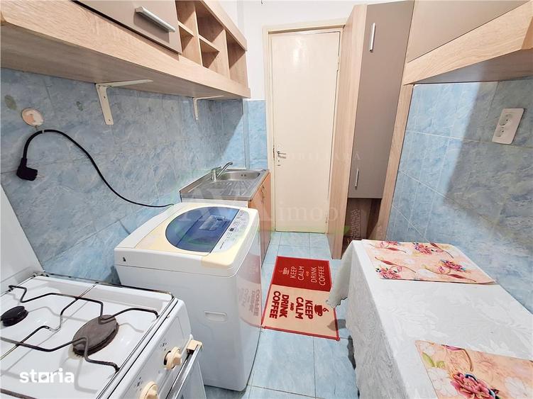 Apartament cu 2 camere semidecomandat în Tache