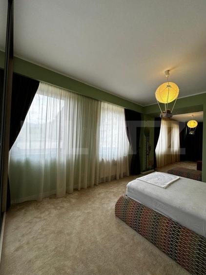 Penthouse cu 7 camere decomandat, mobilat în Drumul Poienii