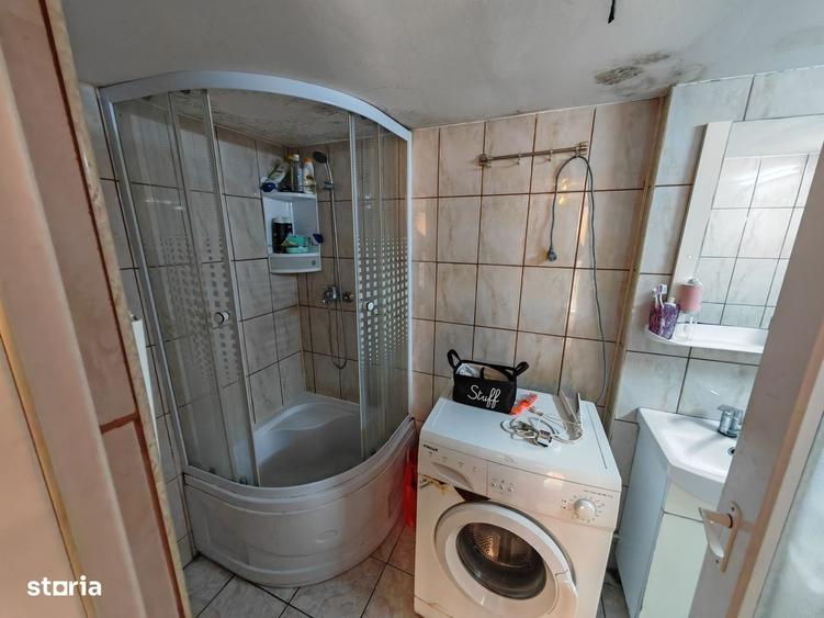 Apartament cu 4 camere în Letea