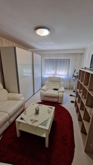 Inchiriez Apartament cu 2 camere - Langa Primarie - 5