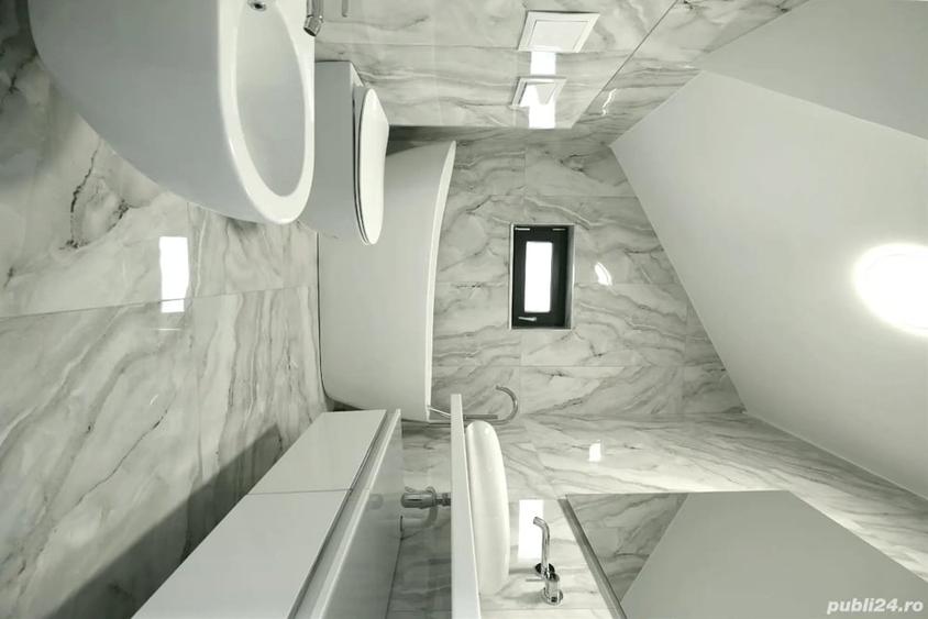Apartament cu 3 camere decomandat, mobilat în Central