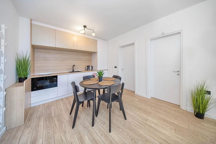 Apartament cu 2 camere decomandat, mobilat în Poiana Brașov