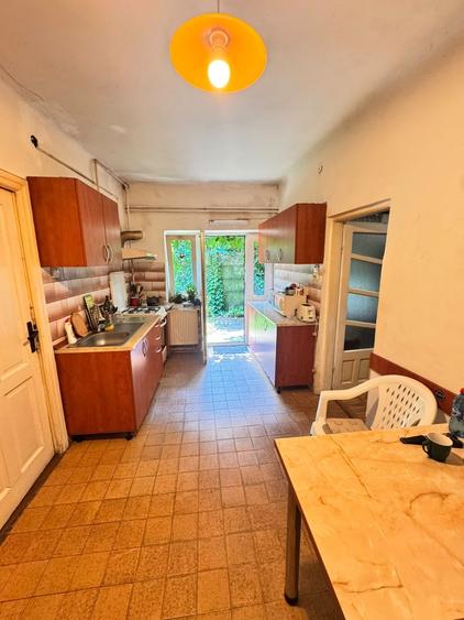 CASA Ultracentrala PIATA ROMANA – Teren 300mp  INVESTITIE CU POTENTIAL - 10