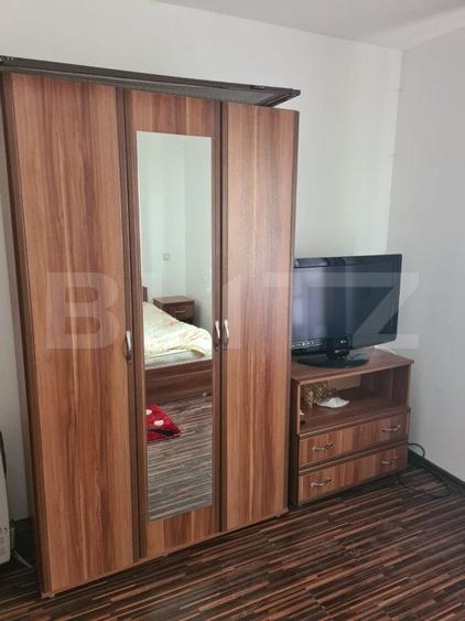 Casă individuală cu 9 camere cu Canalizare în Exterior Nord