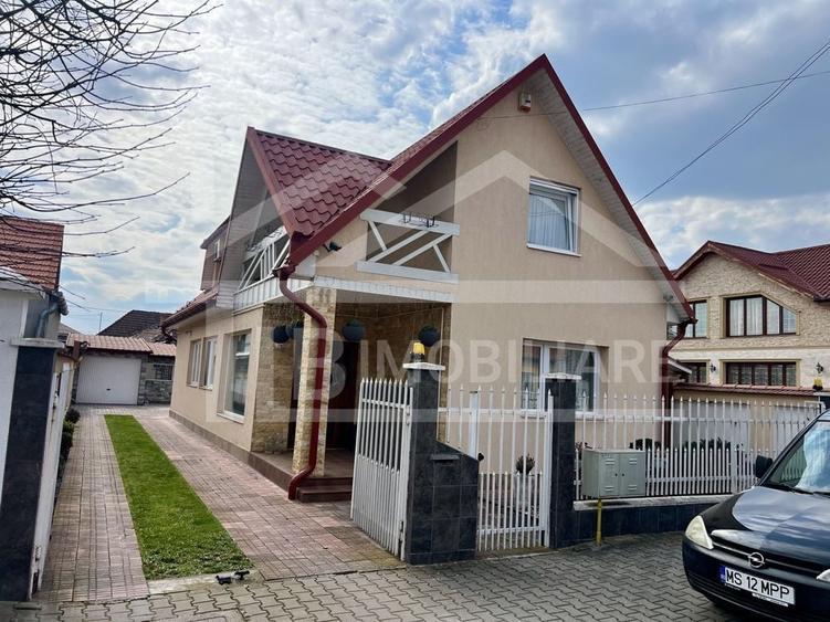 Casă individuală cu 4 camere cu Canalizare în Unirii