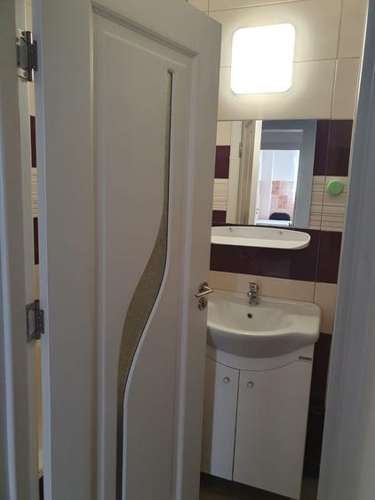 Apartament cu 2 camere decomandat în Romanilor