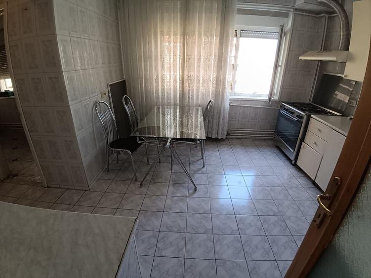 Vanzare 5 camere Batistei - 19
