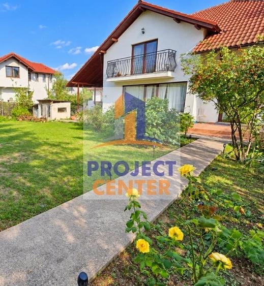 Casă cu 4 camere cu Teren 581 Mp în Golești (Ștefănești)