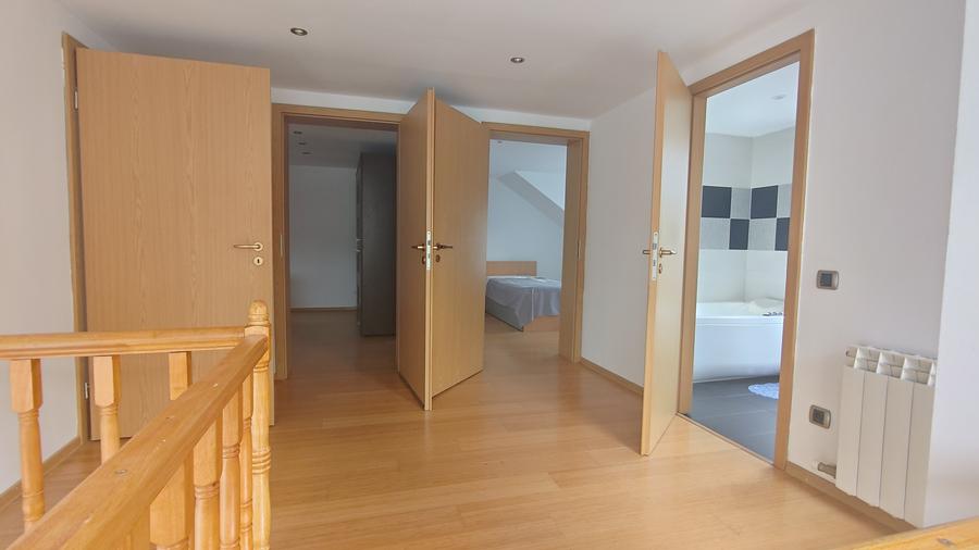 Casă individuală cu 3 camere cu Teren 300 Mp în Gușterița