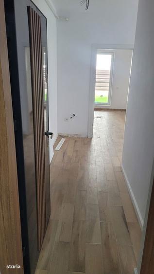 Apartament cu 3 camere în Industriilor