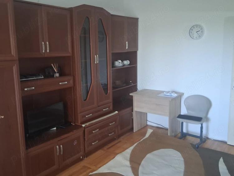 Garsonieră decomandată în Buziașului