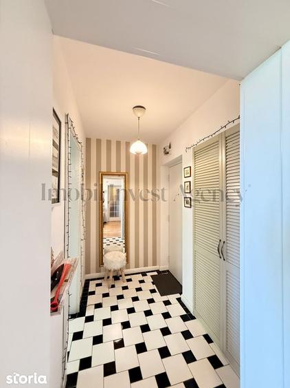 Apartament cu 2 camere, mobilat în Pajura