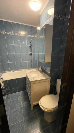 Apartament cu 3 camere decomandat în Drumul Taberei