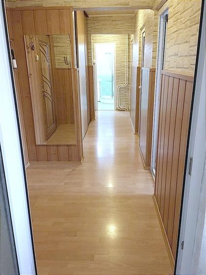Apartament cu 3 camere decomandat în Tomis Nord