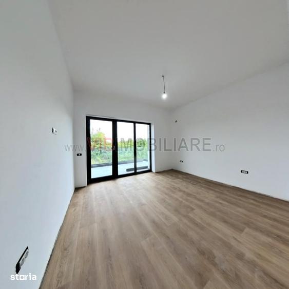 Casă cu 4 camere cu Teren 520 Mp în Drumul Taberei