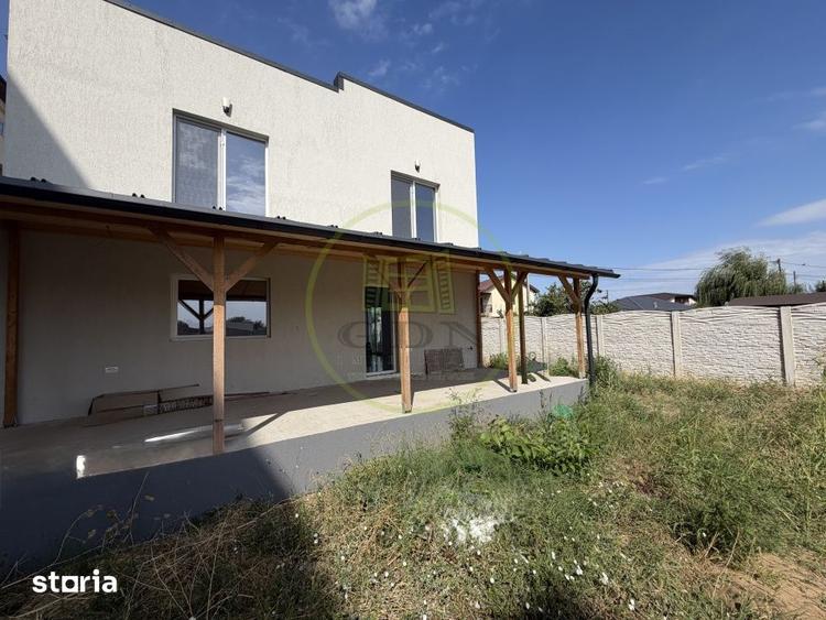 Casă cu 5 camere cu Teren 500 Mp în Ișalnița