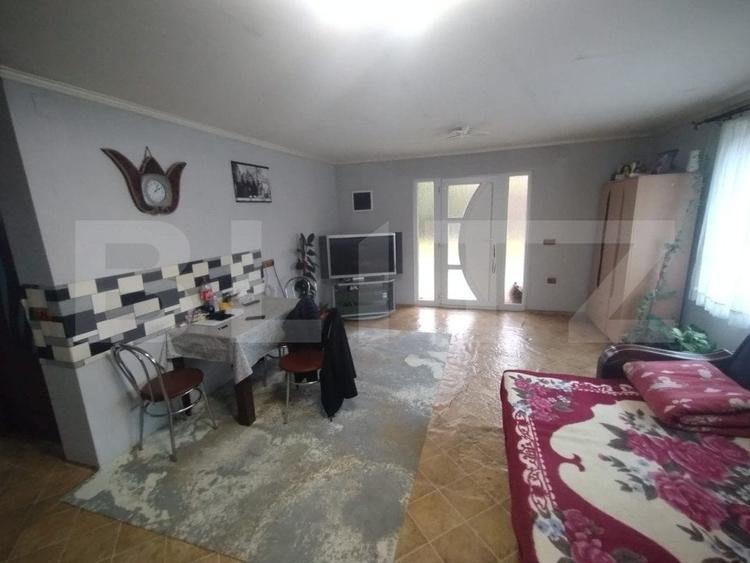 Casă individuală cu 6 camere cu Teren 3317 Mp în Nord-Est