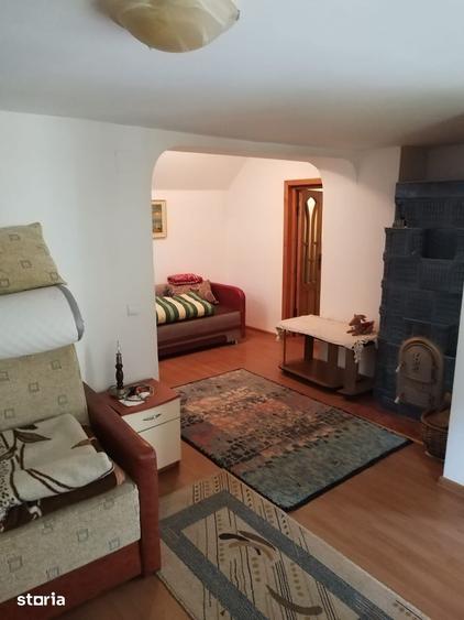 Casă cu 2 camere cu Teren 620 Mp în Piatra Șoimului