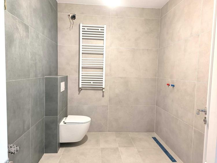 Apartament cu 2 camere decomandat în Tudor