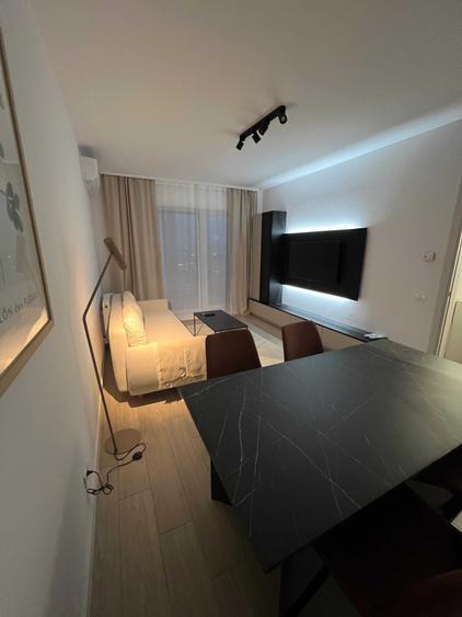 Apartament cu 2 camere decomandat în Olteni