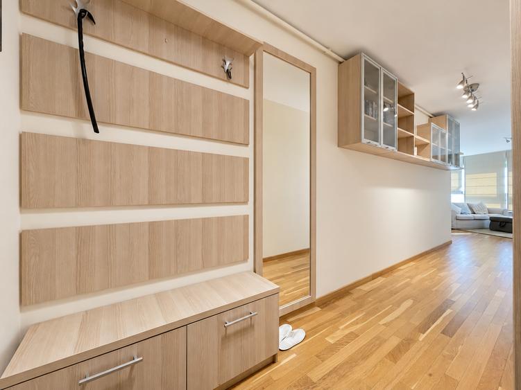 Apartament cu 2 camere decomandat, mobilat în Parcul Circului
