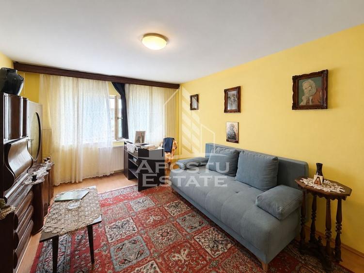 Apartament cu 2 camere decomandat în Dorobanților