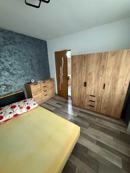 Apartament cu 2 camere decomandat în Exterior Vest