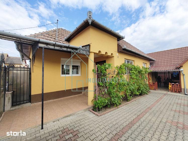 Casă cu 4 camere cu Teren 732 Mp în Central