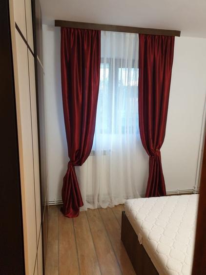 Apartament cu 2 camere semidecomandat în Podu Roș
