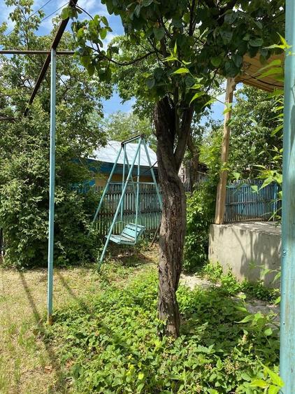 Casă cu 4 camere în Bichești