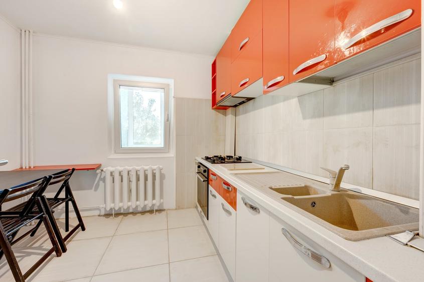 Apartament cu 2 camere decomandat în Colentina