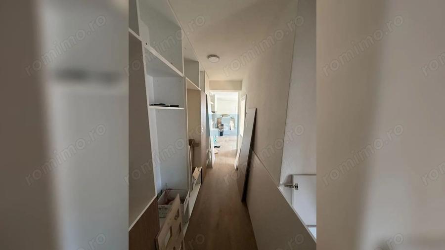 Apartament cu 3 camere semidecomandat în Borhanci