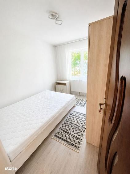 Apartament cu 2 camere semidecomandat în Podul de Piatră