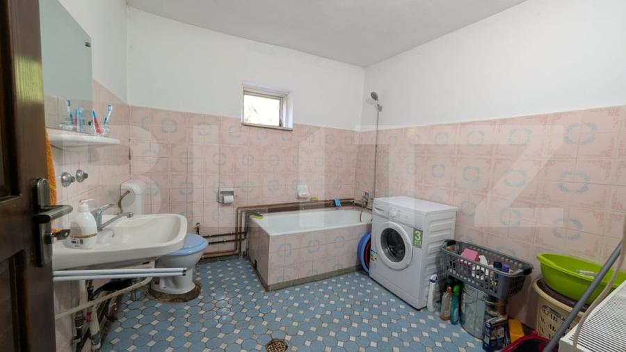 Casă individuală cu 3 camere cu Canalizare în Pucioasa
