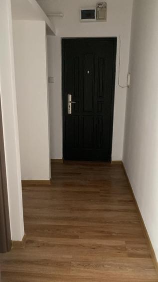 Inchiriez apartament 2 camere - 3