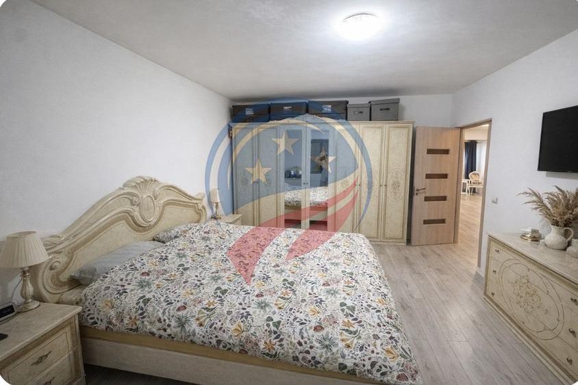 Casă individuală cu 3 camere cu Canalizare în Exterior Sud