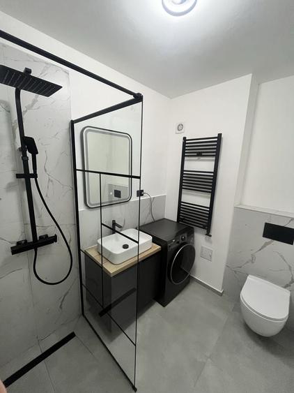Apartament cu 3 camere în Florești