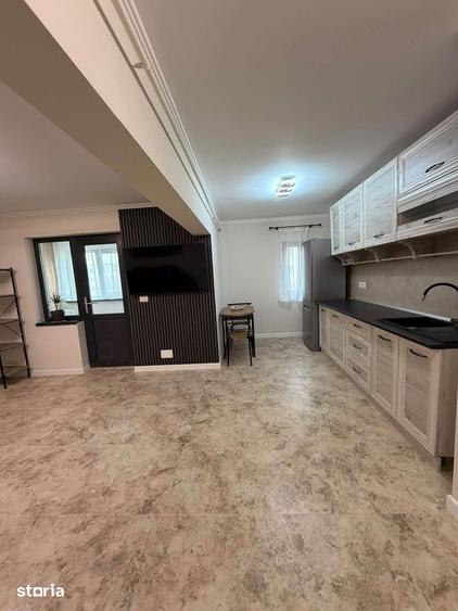 Apartament cu 2 camere decomandat în Exterior Vest