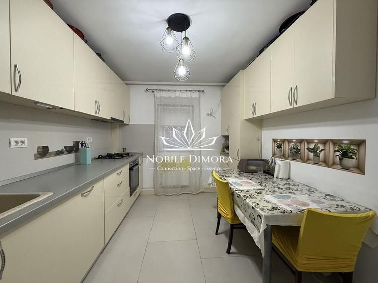 Apartament cu 3 camere decomandat, mobilat în Bucovina