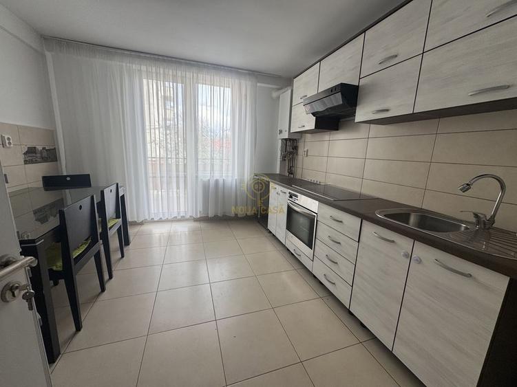 Apartament cu 2 camere decomandat în Central