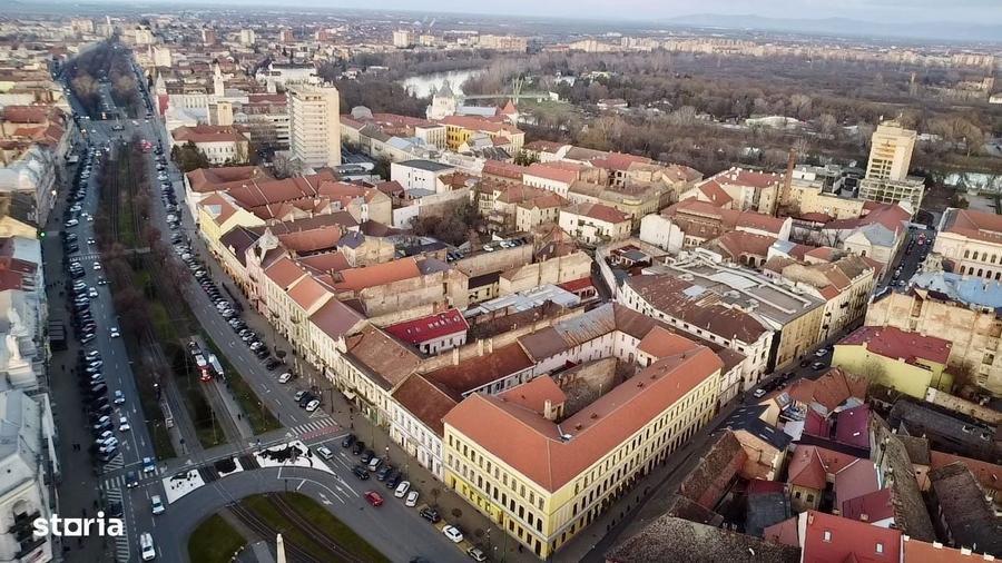 Apartament cu 3 camere în Central