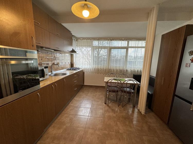 Apartament 3 camere de inchiriat Pia?a Sudului | 65 mp | - 8