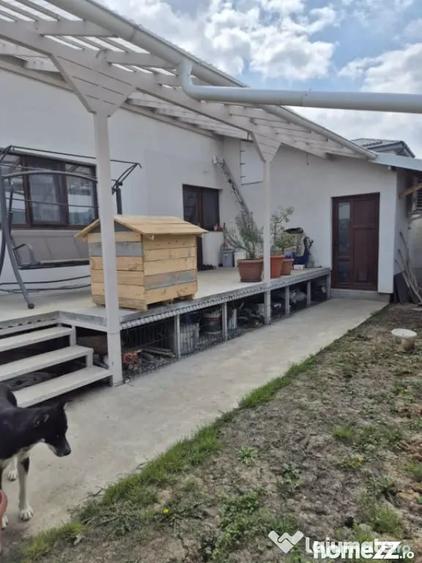 Casă cu 3 camere cu Teren 350 Mp în Șimnicu de Sus